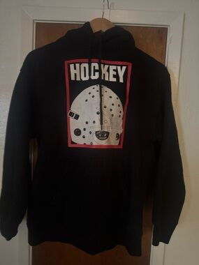 Black Graphic Pullover Hoodie